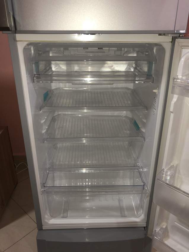 Refrigerator 180L  - 5 - Kitchen appliances  on Aster Vender