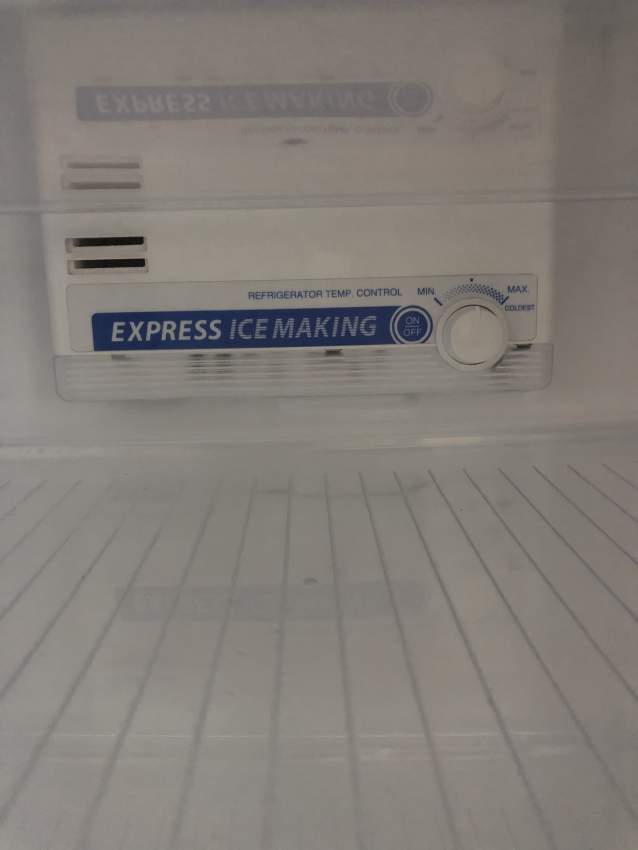 Refrigerator 180L  - 6 - Kitchen appliances  on Aster Vender