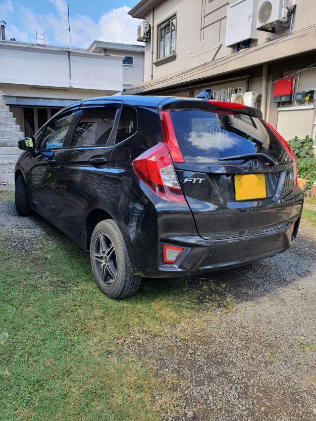 Honda Fit (Manual Transmission) 2014 Aster Vender Compact Cars