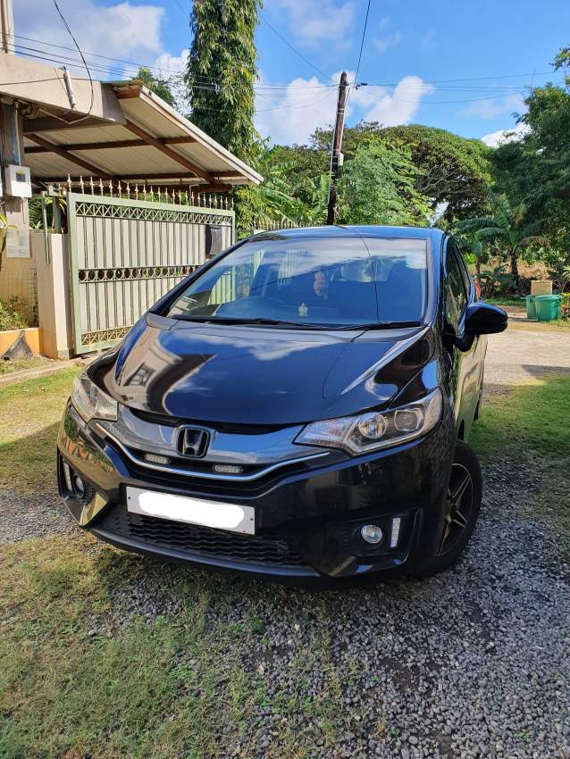 Honda Fit (Manual Transmission) 2014 - 0 - Compact cars  on Aster Vender