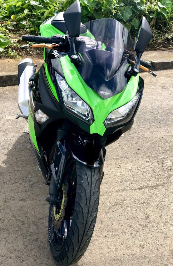 kawasaki ninja 300 - 2 - Sports Bike  on Aster Vender