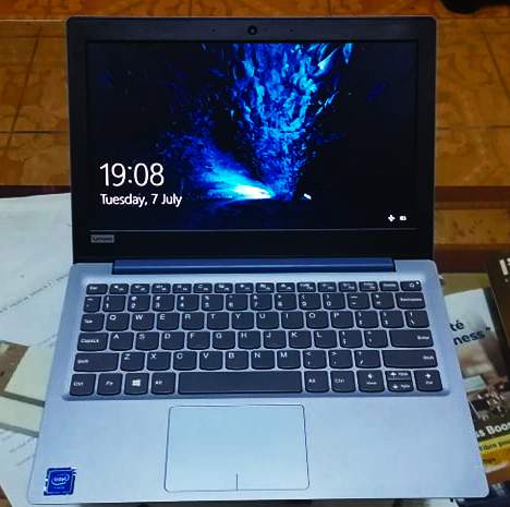 Lenovo IdeaPad 120s - 7 - Laptop  on Aster Vender