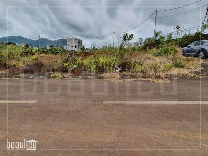 7 perches land in Morcellement VRS Médine Camp de Masque  - 0 - Land  on Aster Vender