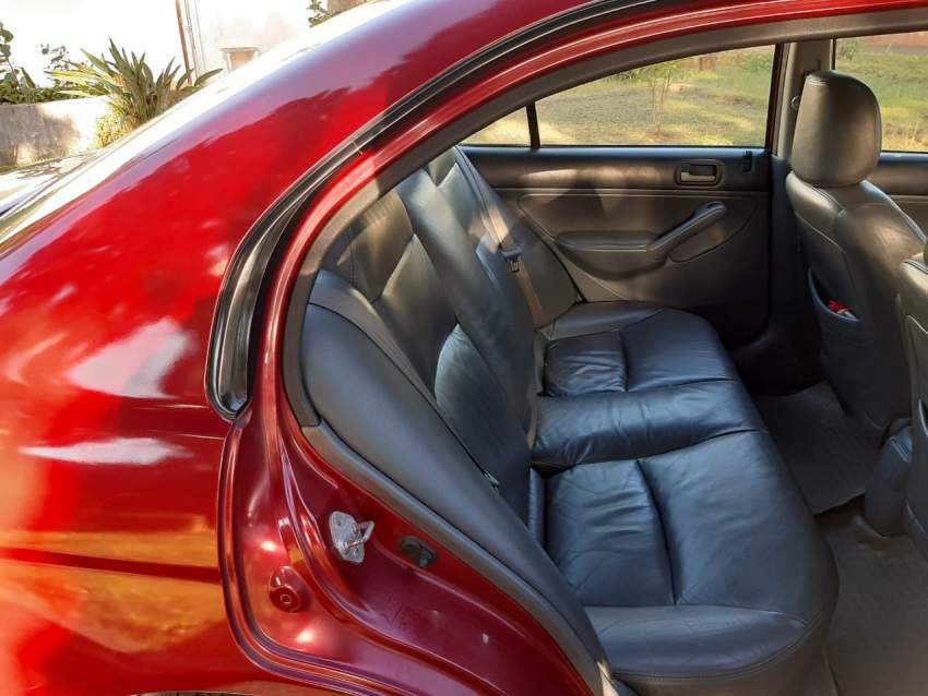 Honda Civic - 4 - Family Cars  on Aster Vender