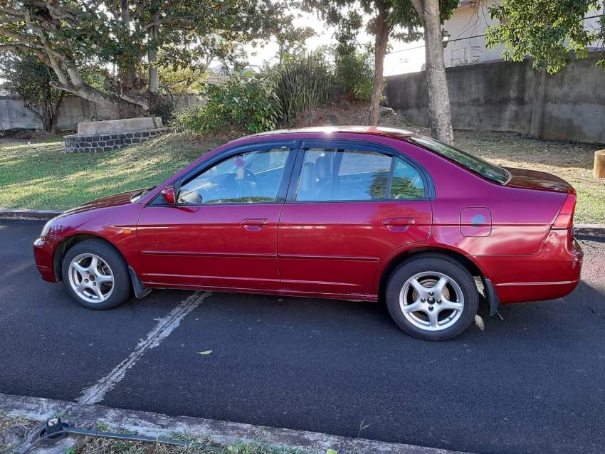 Honda Civic - 1 - Family Cars  on Aster Vender
