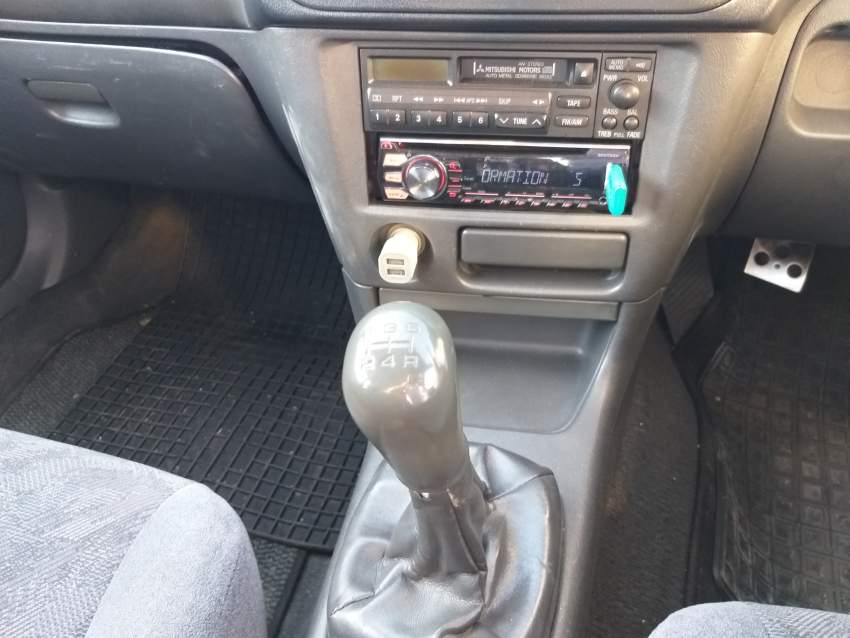 Mitsubishi Lancer Year 1998 - 5 - Compact cars  on Aster Vender