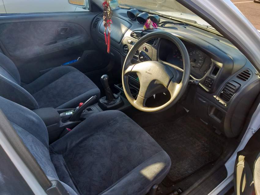 Mitsubishi Lancer Year 1998 - 2 - Compact cars  on Aster Vender