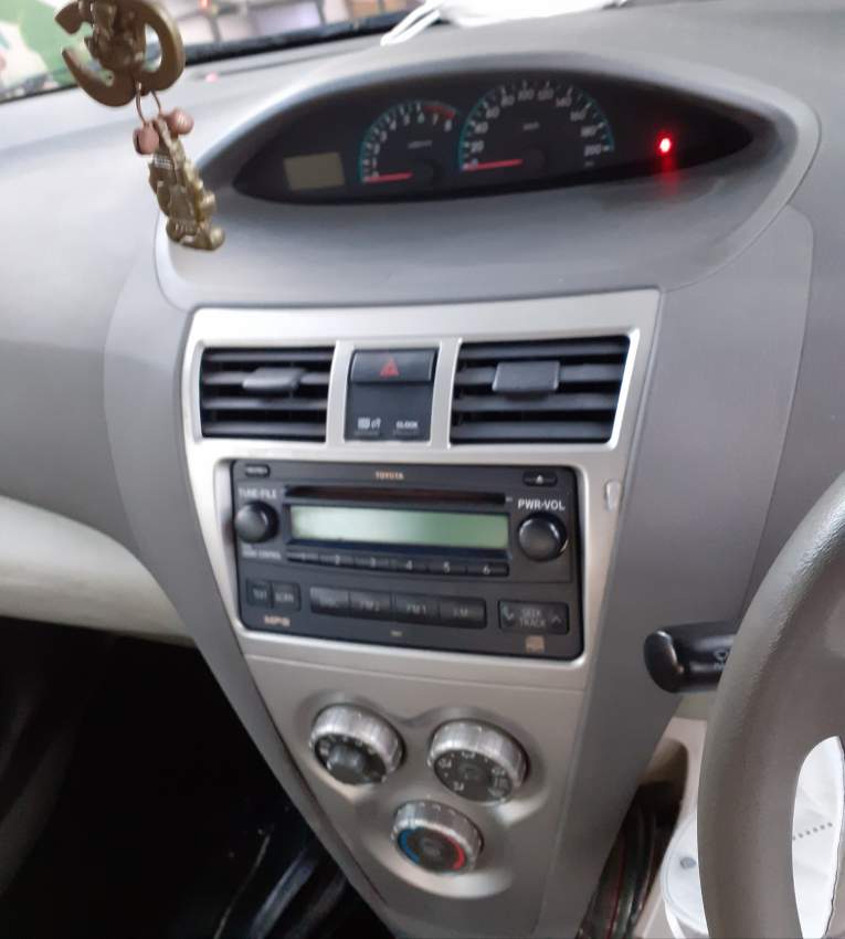 Car  - 1 - Family Cars  on Aster Vender