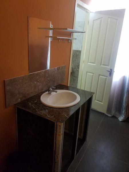 Chambre à louer avec air con - 2 - Apartments  on Aster Vender