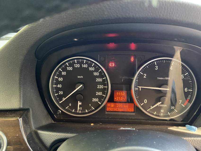 BMW 316i - 7 - Luxury Cars  on Aster Vender