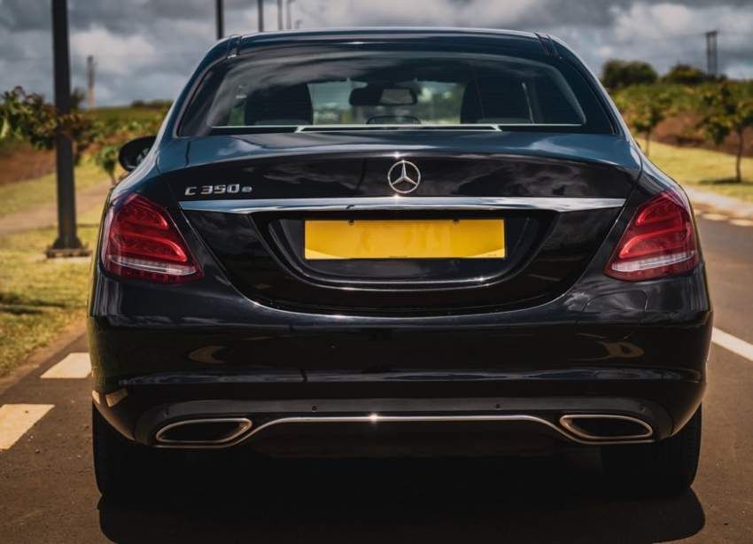 2016 Mercedes Benz C350e - 6 - Luxury Cars  on Aster Vender