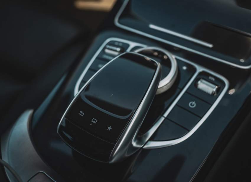 2016 Mercedes Benz C350e - 7 - Luxury Cars  on Aster Vender