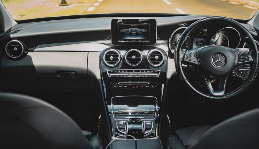 2016 Mercedes Benz C350e - 1 - Luxury Cars  on Aster Vender