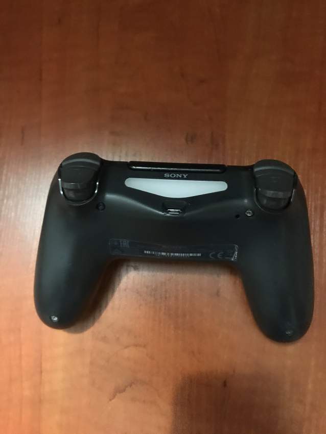 Ps4 Pro 1Tb - 5 - Others  on Aster Vender