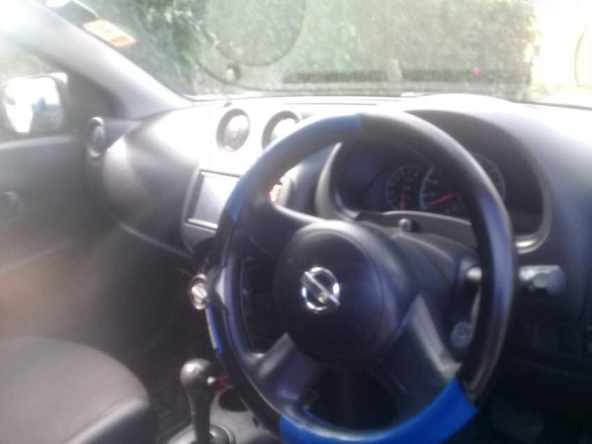 A VENDRE NISSAN LATIO - 2 - Family Cars  on Aster Vender