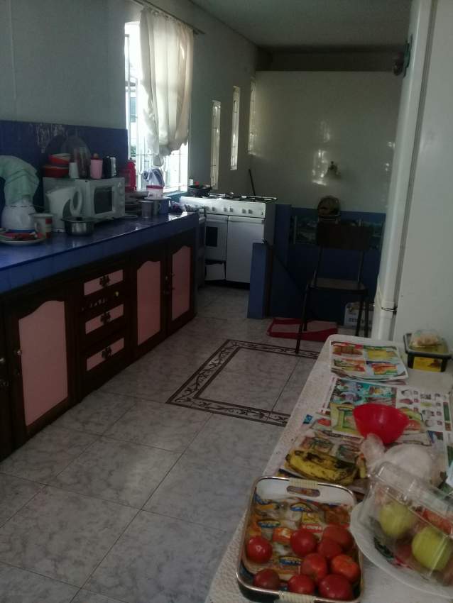 Commercial and residential building for sale in Mahebourg - 3 - House  on Aster Vender