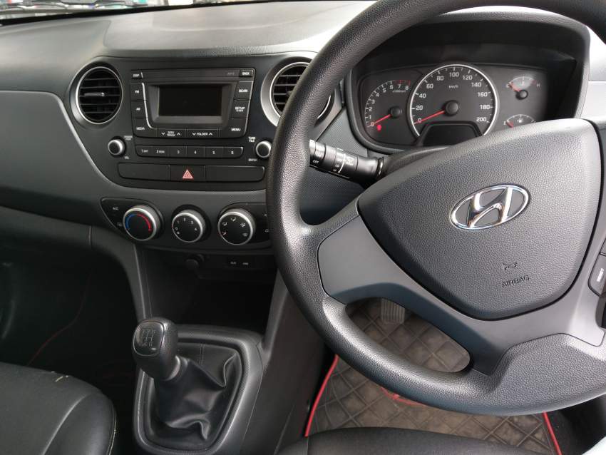 2015 Hyundai grand i10 1.2 - 2 - Compact cars  on Aster Vender