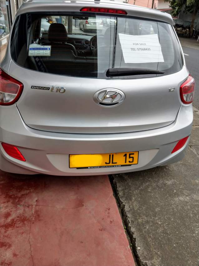 2015 Hyundai grand i10 1.2 - 1 - Compact cars  on Aster Vender