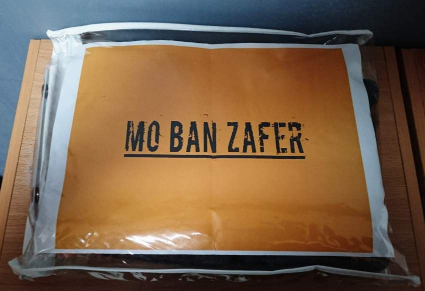 Sweater-Size L - 2 - Sweater (Men)  on Aster Vender