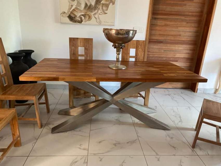 Table en bois pied en inox + 5 chaises - 1 - Table & chair sets  on Aster Vender