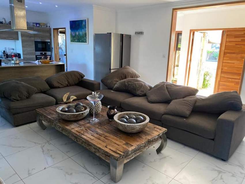 Tres grand canape a vendre - 1 - Sofas couches  on Aster Vender