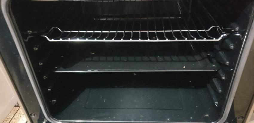 OVEN  - 0 - Kitchen appliances  on Aster Vender