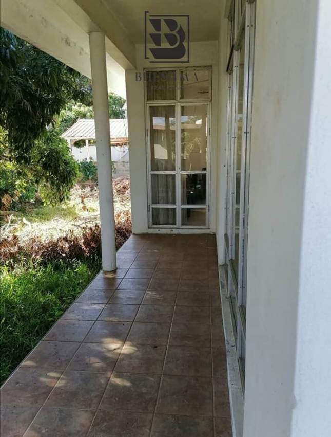 17 perches plot @ Royal Road, Roche Terre @ Rs 3,500,000 nego - 5 - Land  on Aster Vender