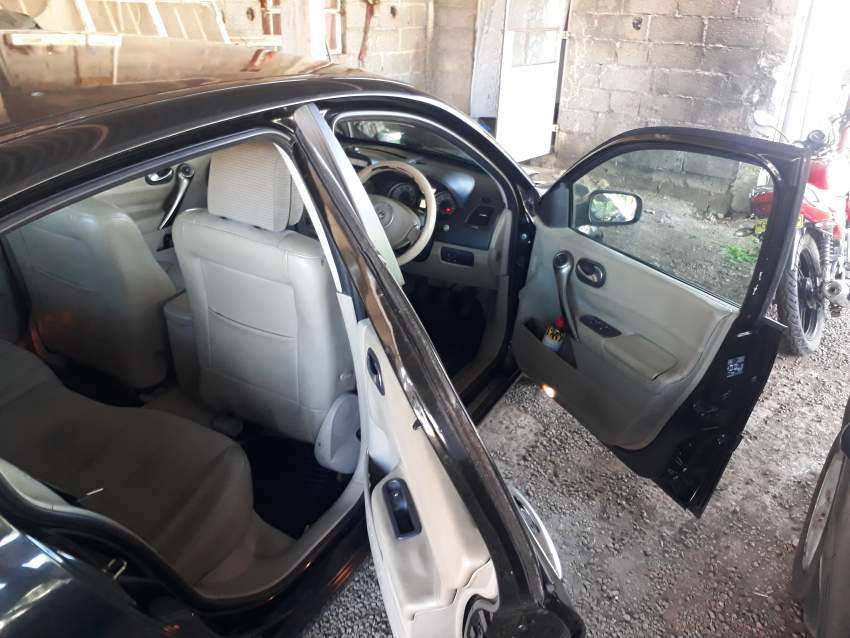 Renault Megane 2 année 06  - 4 - Family Cars  on Aster Vender