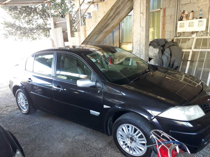 Renault Megane 2 année 06  - 6 - Family Cars  on Aster Vender