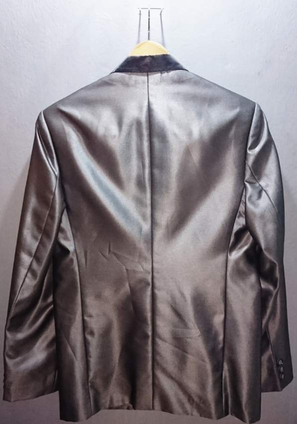 Suit - Size S - 1 - Suits (Men)  on Aster Vender