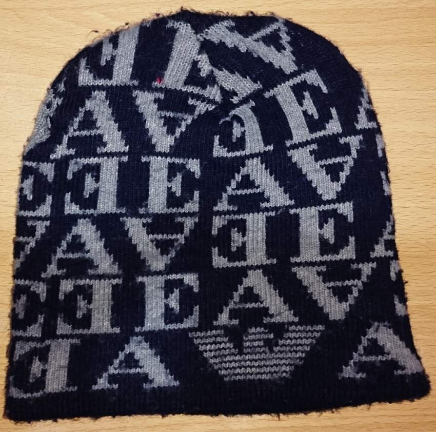 Beanie - Armani on Aster Vender