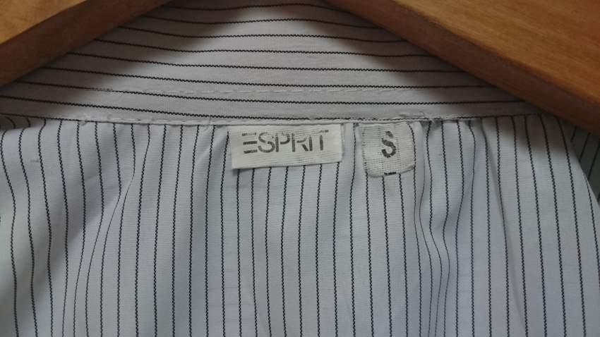 2 long sleeve shirts - size S - 2 - Shirts (Men)  on Aster Vender