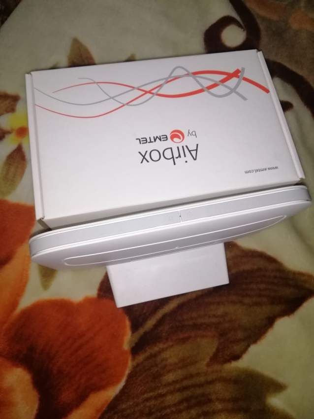 Emtel Airbox - 4 - Wifi Repeater (Extender)  on Aster Vender