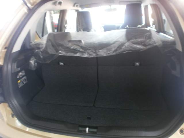 SUZUKI IGNIS YR OCT 2016 - 2 - Family Cars  on Aster Vender