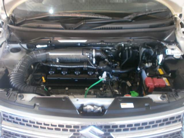 SUZUKI IGNIS YR OCT 2016 - 6 - Family Cars  on Aster Vender