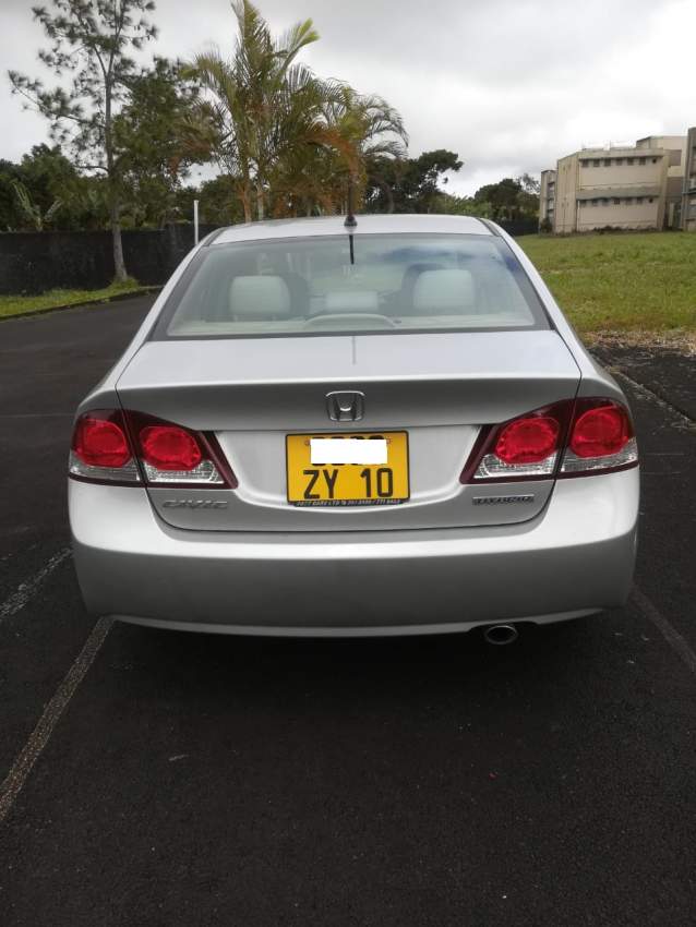 Honda Civic Hybrid year10 - 1 - Family Cars  on Aster Vender