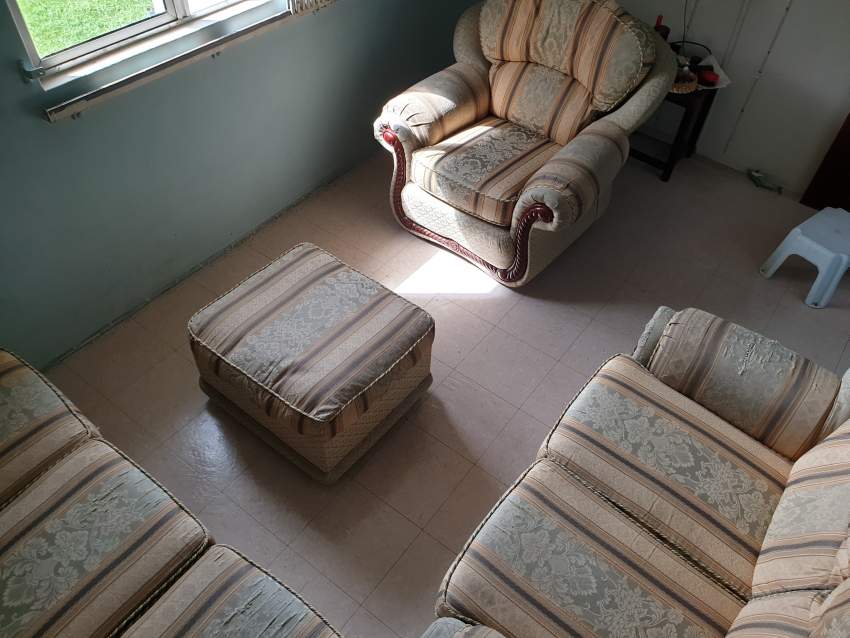 Sofa set with Foot Rest - 7 - Sofas couches  on Aster Vender