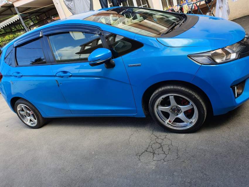 Honda Fit - 2 - Family Cars  on Aster Vender