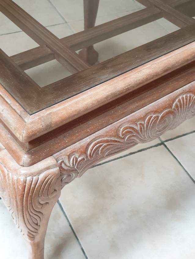 Luxury Coffee Table with Bevelled Glass Top - 3 - Tables  on Aster Vender