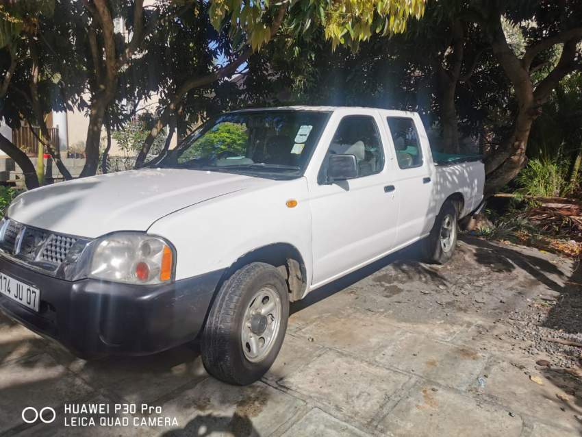 Nissan 4×2 - 8 - Pickup trucks (4x4 & 4x2)  on Aster Vender
