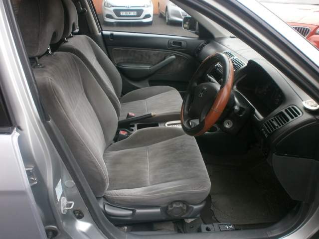 HONDA CIVIC - 2 - Family Cars  on Aster Vender