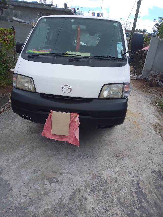 Mazda  - 2 - Cargo Van (Delivery Van)  on Aster Vender