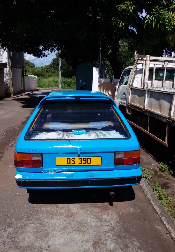 Hyundai Excel - 2 - Family Cars  on Aster Vender