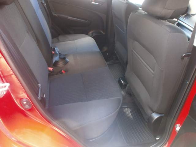 Suzuki Swift  - 8 - Family Cars  on Aster Vender