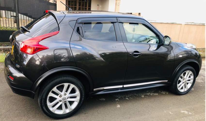 Nissan Juke - 5 - SUV Cars  on Aster Vender