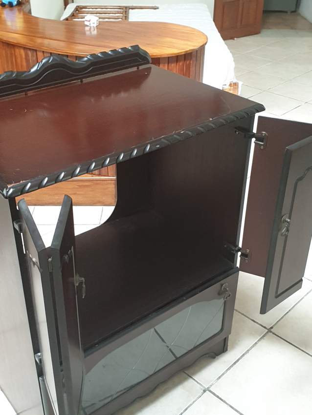 TV Cabinet / Book shelf - 1 - China cabinets (Argentier)  on Aster Vender