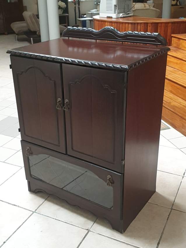 TV Cabinet / Book shelf - 2 - China cabinets (Argentier)  on Aster Vender