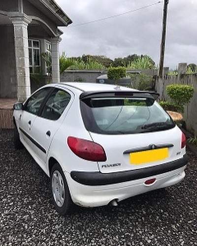 Best offer for an economic car - 1 - Family Cars  on Aster Vender