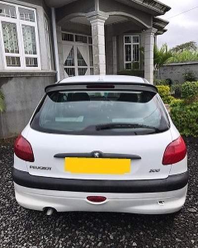 Best offer for an economic car - 2 - Family Cars  on Aster Vender