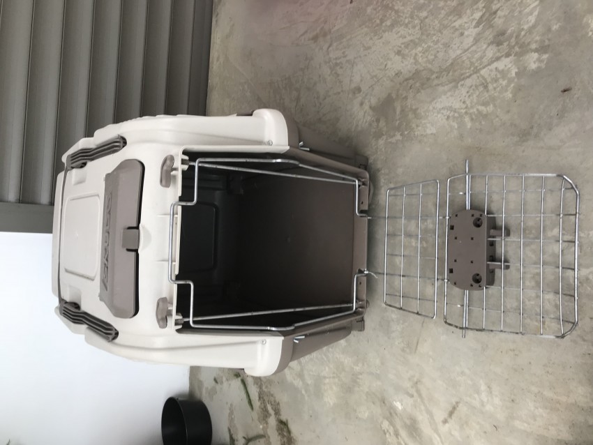 IATA Transporteur / Carrier  - 0 - Pets supplies & accessories  on Aster Vender